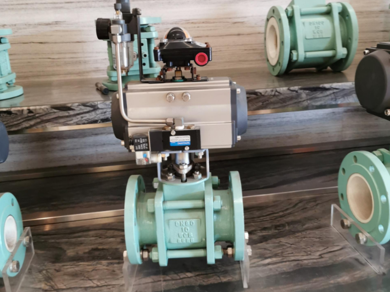 FM600-Q4 Series Pneumatic Fixed Ball Valves